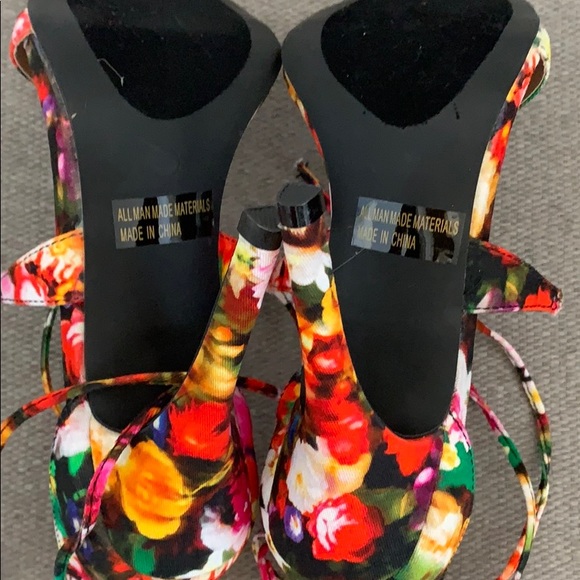 Glaze High Heel Sandals Size 7M - Picture 5 of 6